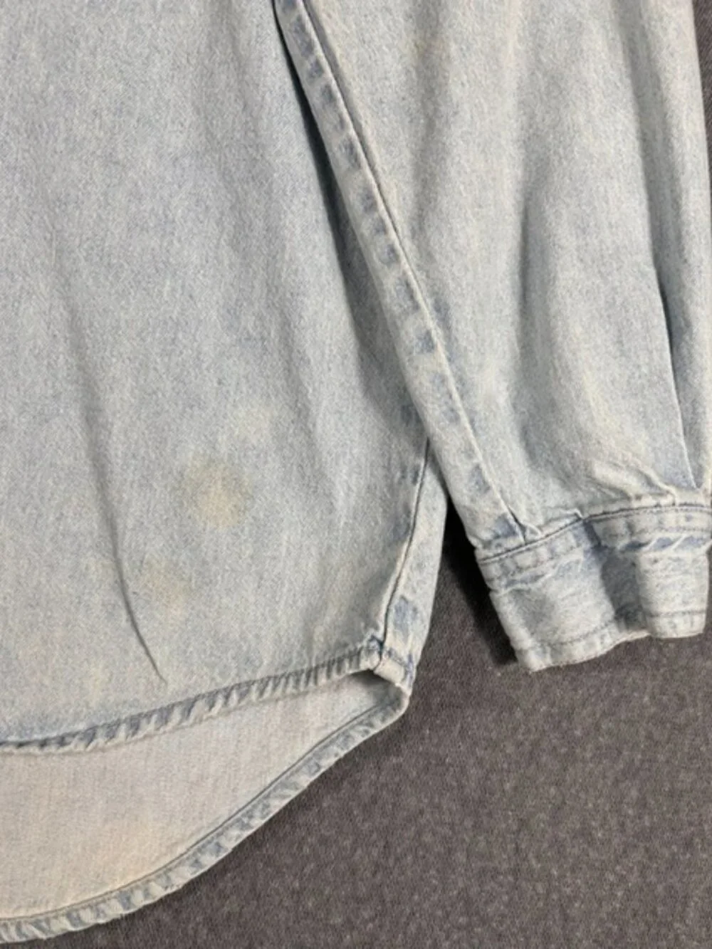 Vtg Levi's Denim Button Up Mens Sz Medium L/S Metal Buttons Light Wash 90's